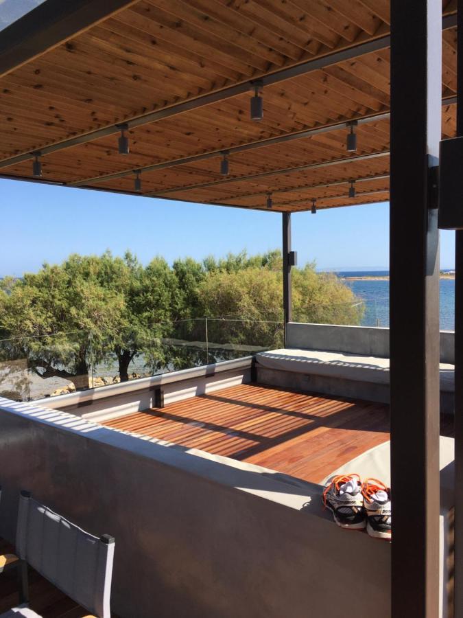 Windsurfing Seaside Apartment Artemida Extérieur photo