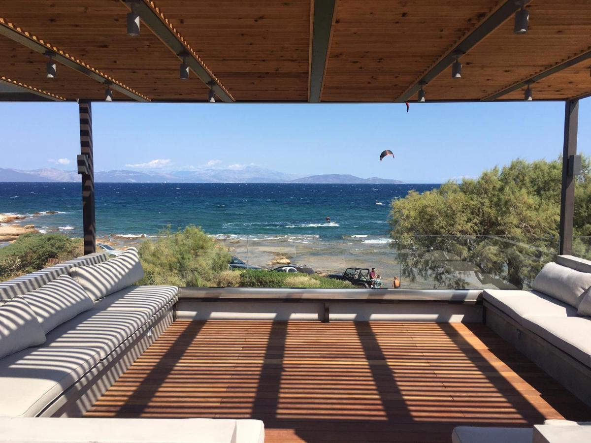 Windsurfing Seaside Apartment Artemida Extérieur photo