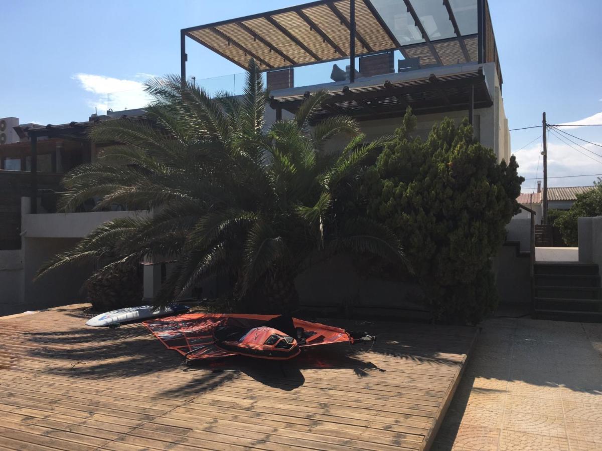 Windsurfing Seaside Apartment Artemida Extérieur photo