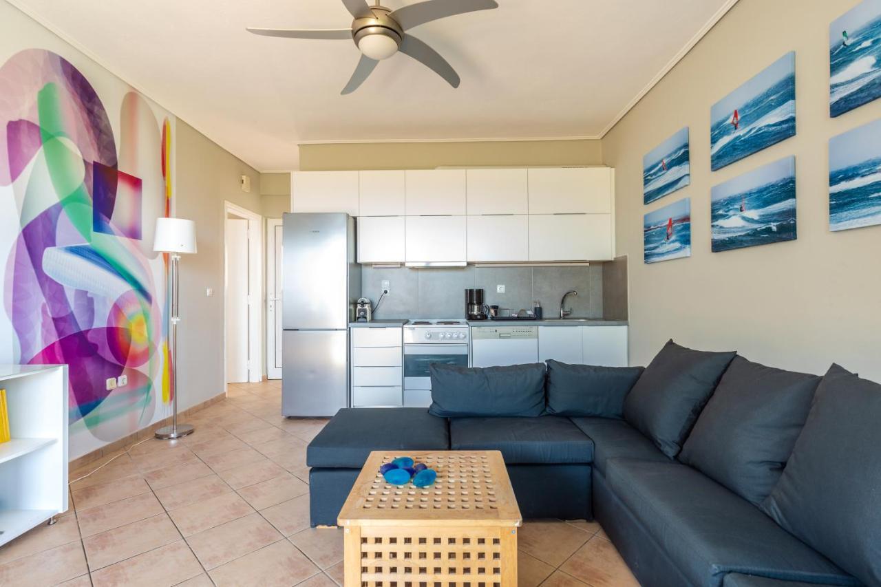 Windsurfing Seaside Apartment Artemida Extérieur photo