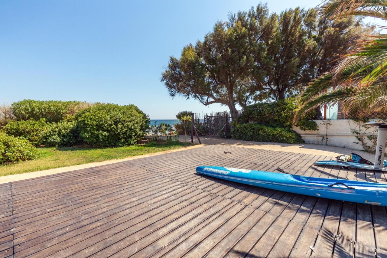 Windsurfing Seaside Apartment Artemida Extérieur photo